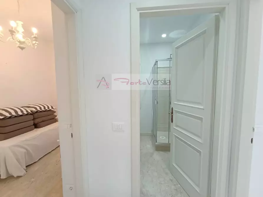 Immagine 13 di Casa indipendente in vendita  a Forte Dei Marmi