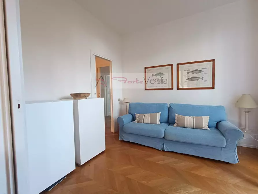 Immagine 11 di Appartamento in vendita  a Forte Dei Marmi