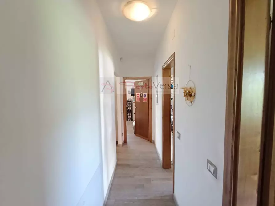 Immagine 12 di Villa in vendita  a Pietrasanta