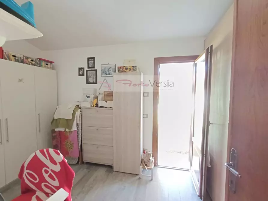 Immagine 21 di Villa in vendita  a Pietrasanta