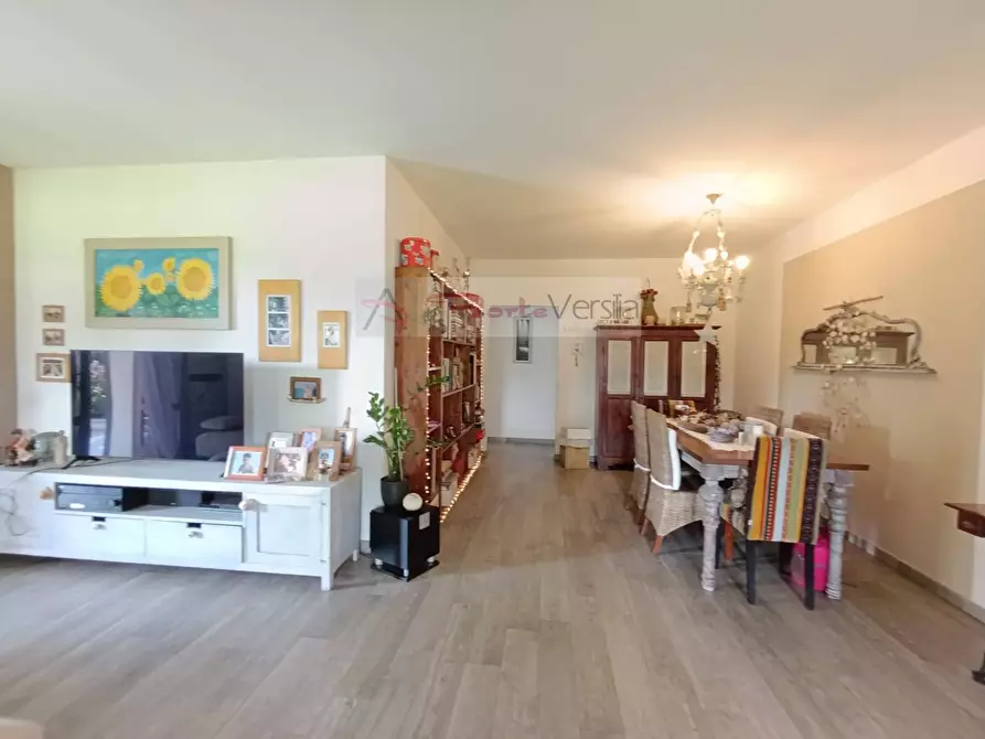 Immagine 5 di Villa in vendita  a Pietrasanta