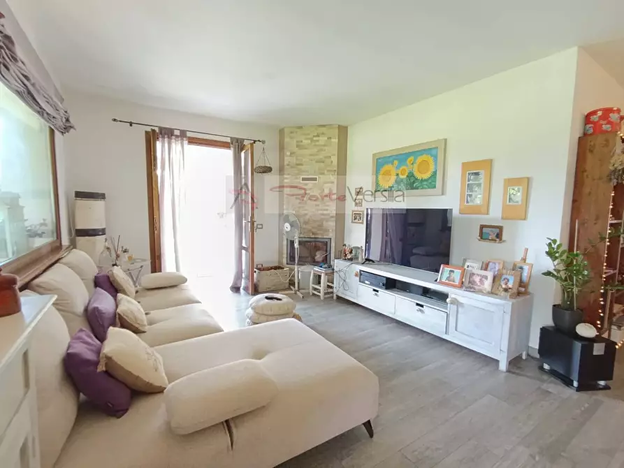Immagine 4 di Villa in vendita  a Pietrasanta