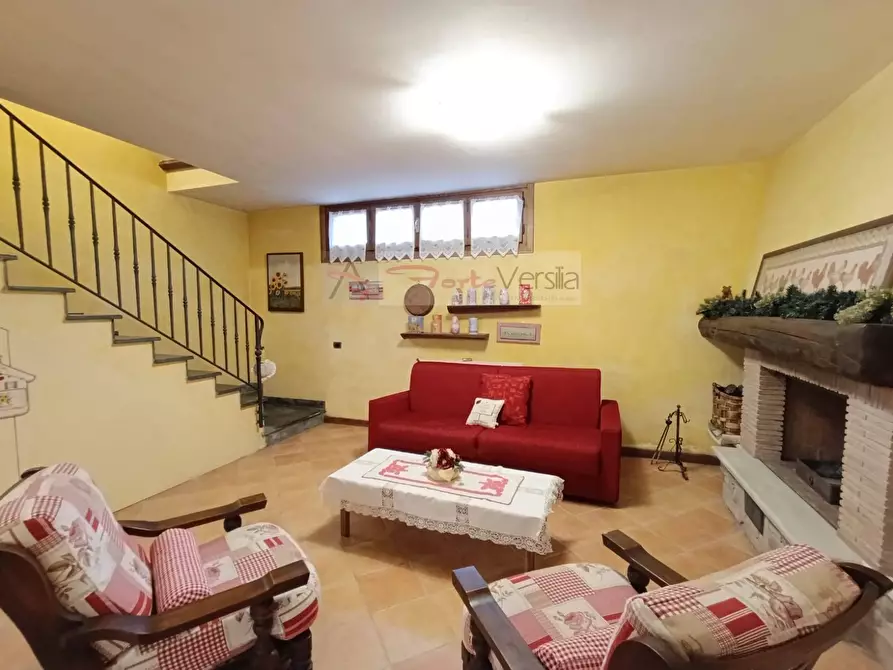 Immagine 16 di Villa in vendita  a Montignoso