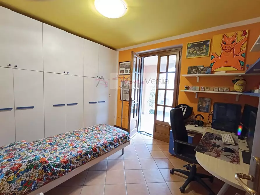 Immagine 59 di Villa in vendita  a Montignoso