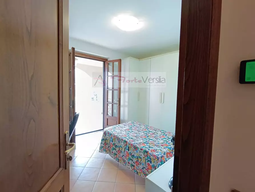 Immagine 53 di Villa in vendita  a Montignoso