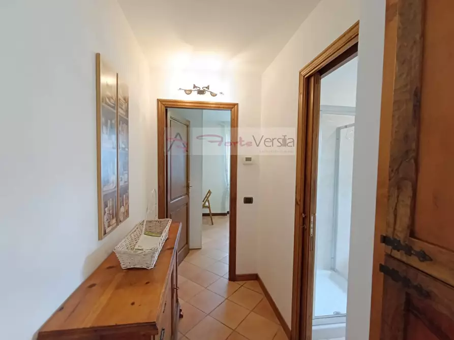 Immagine 29 di Villa in vendita  a Montignoso