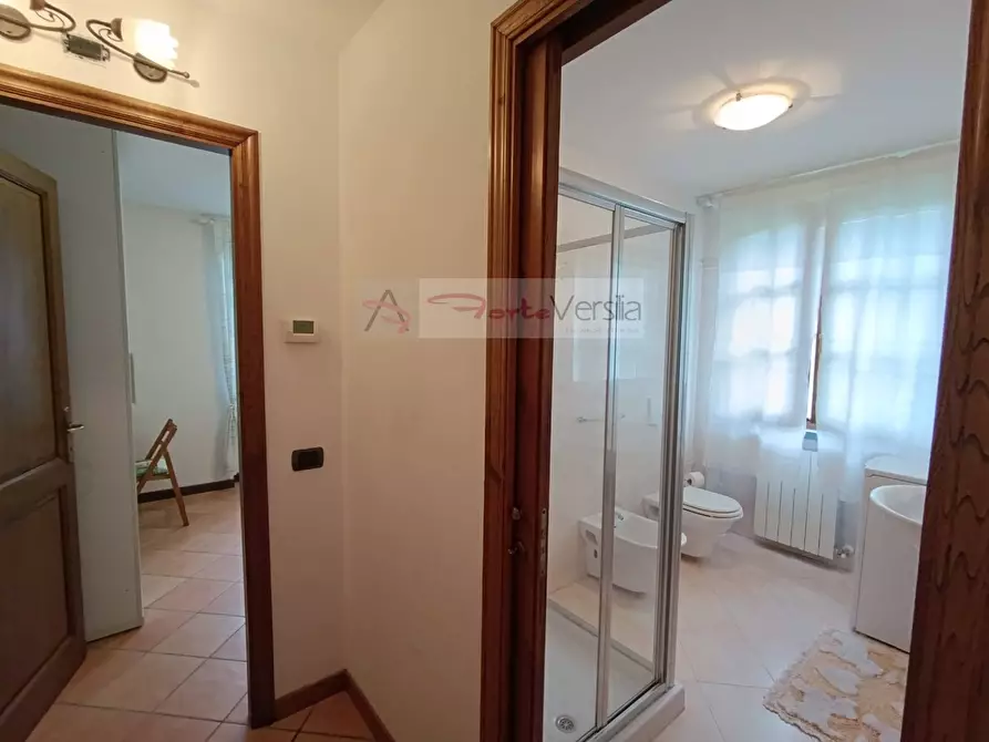 Immagine 32 di Villa in vendita  a Montignoso