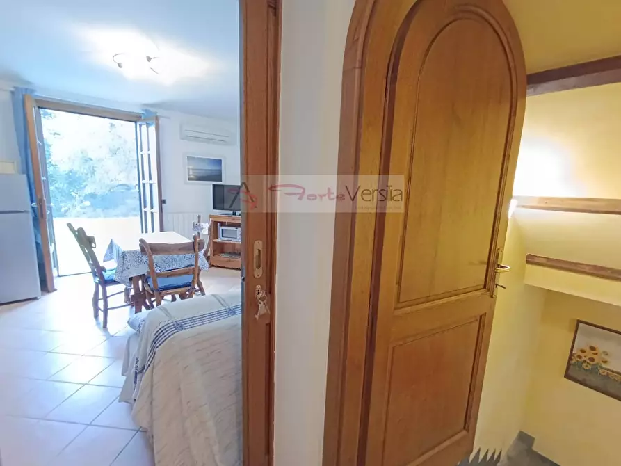 Immagine 26 di Villa in vendita  a Montignoso