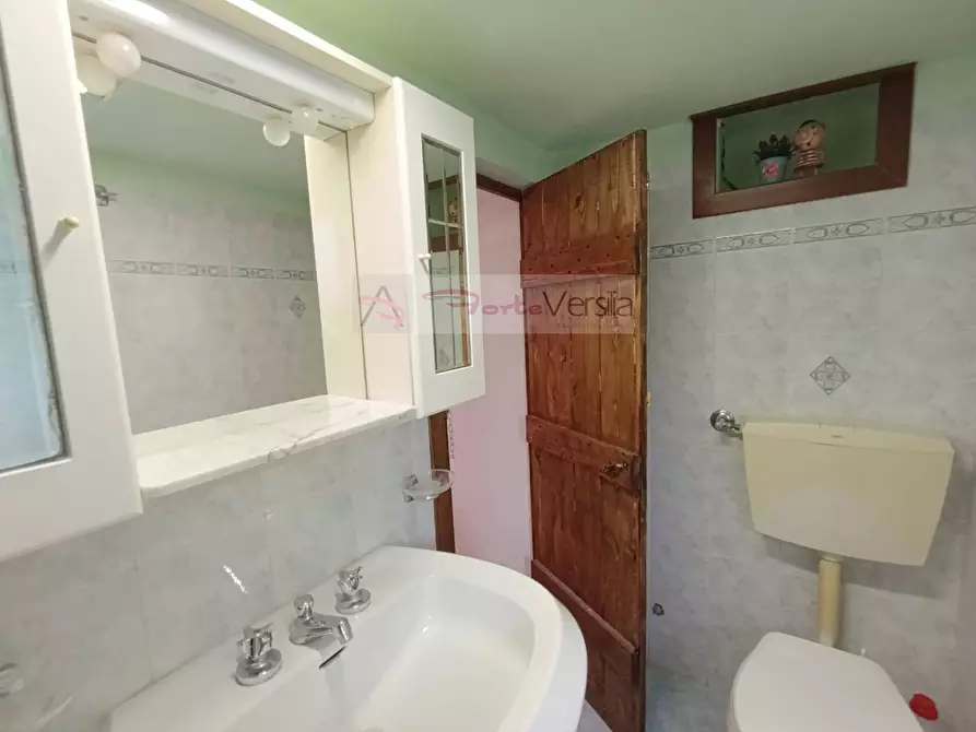 Immagine 19 di Casa semindipendente in vendita  a Pietrasanta