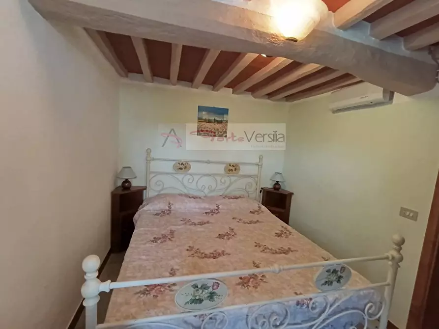 Immagine 27 di Casa semindipendente in vendita  a Pietrasanta