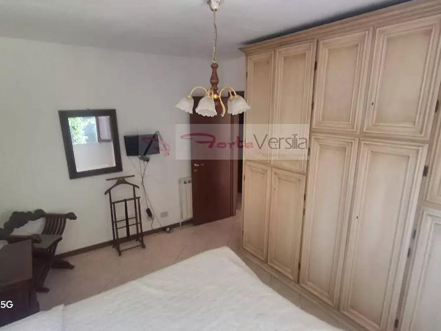 Immagine 12 di Casa semindipendente in vendita  a Forte Dei Marmi