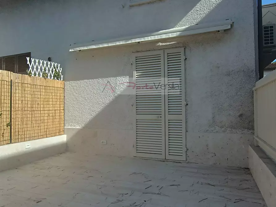 Immagine 26 di Villa in vendita  a Forte Dei Marmi