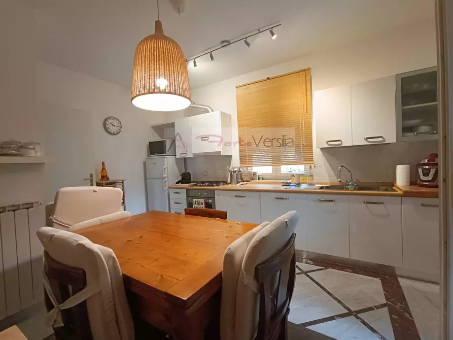 Immagine 14 di Villetta a schiera in vendita  a Seravezza