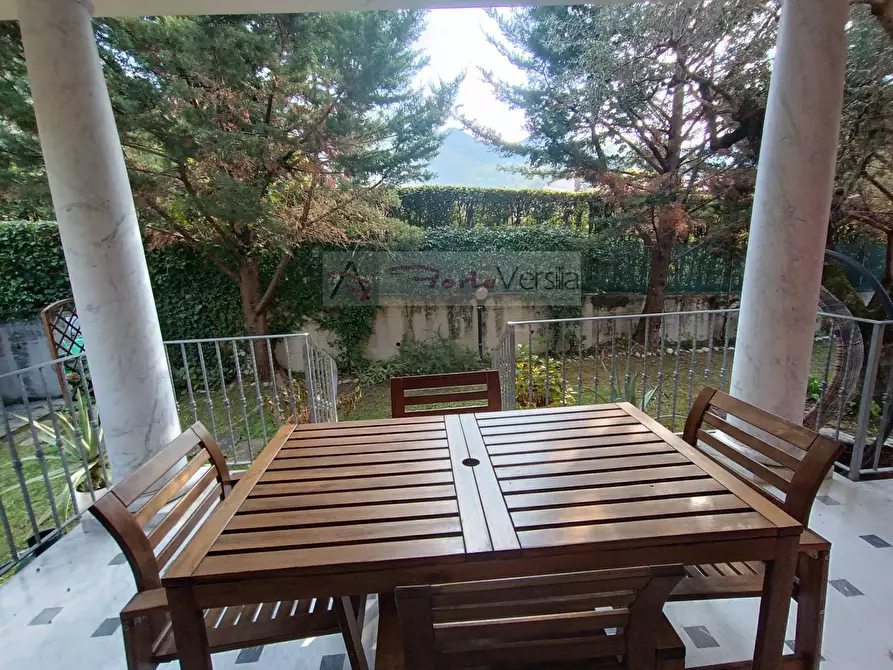 Immagine 17 di Villetta a schiera in vendita  a Seravezza