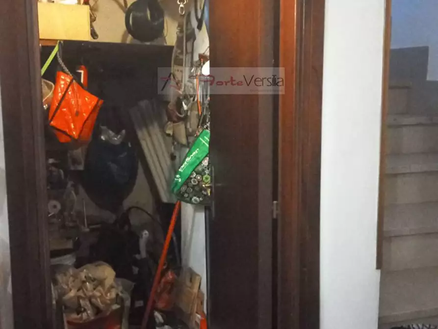Immagine 9 di Casa semindipendente in vendita  a Montignoso