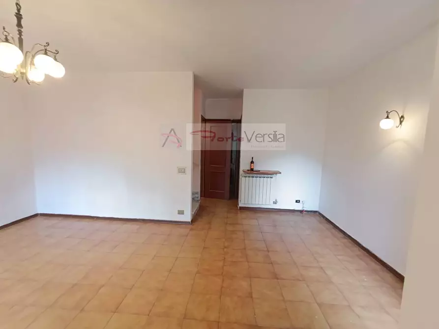 Immagine 7 di Villetta a schiera in vendita  a Pietrasanta