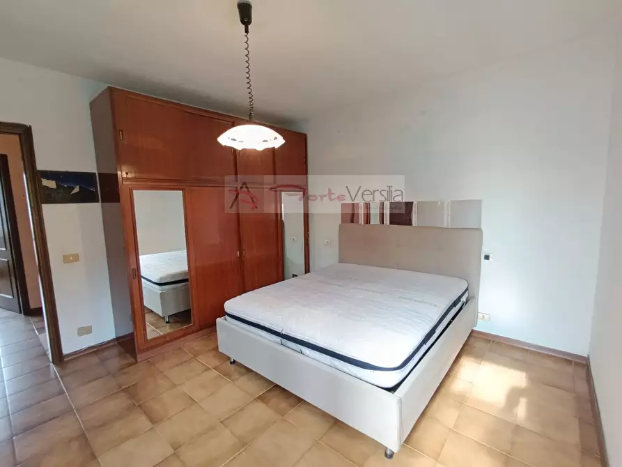 Immagine 28 di Villetta a schiera in vendita  a Pietrasanta