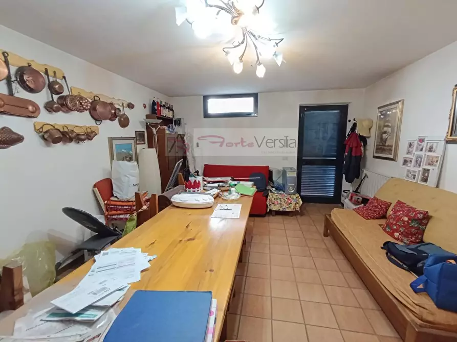 Immagine 9 di Villa in vendita  a Montignoso