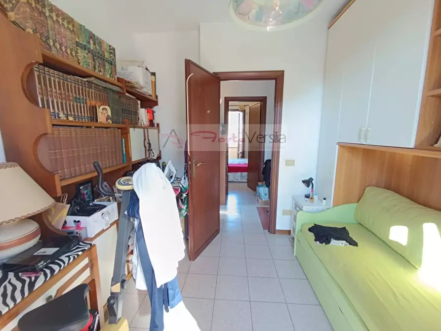 Immagine 12 di Villa in vendita  a Montignoso