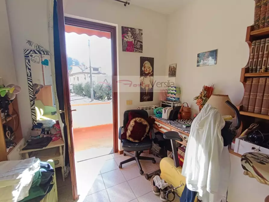 Immagine 13 di Villa in vendita  a Montignoso