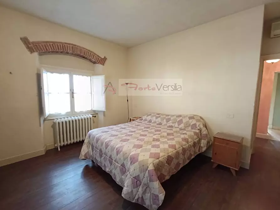 Immagine 36 di Appartamento in vendita  a Pietrasanta