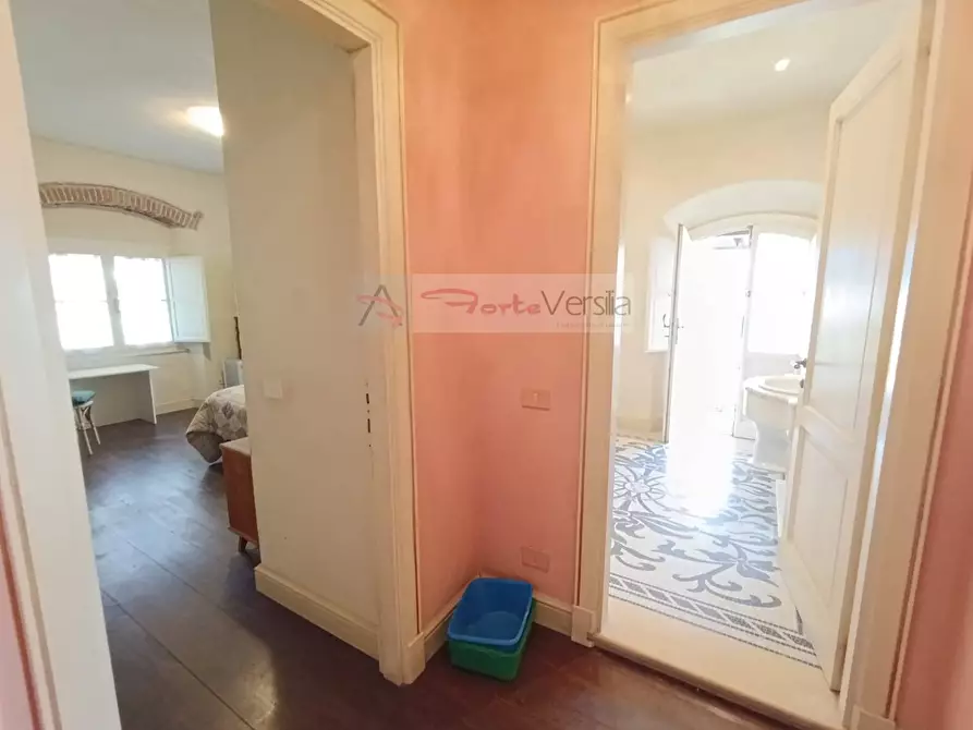 Immagine 29 di Appartamento in vendita  a Pietrasanta