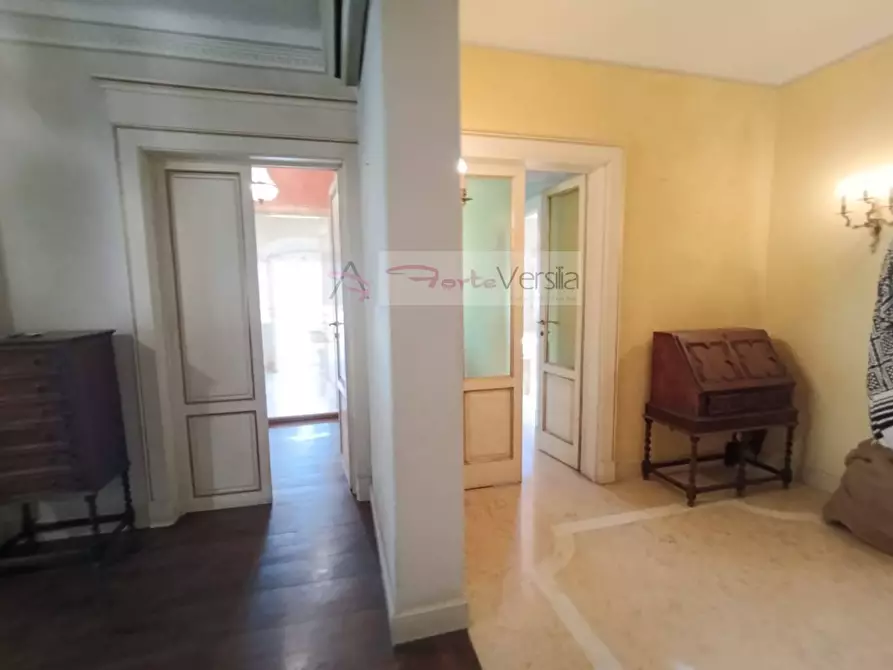 Immagine 28 di Appartamento in vendita  a Pietrasanta