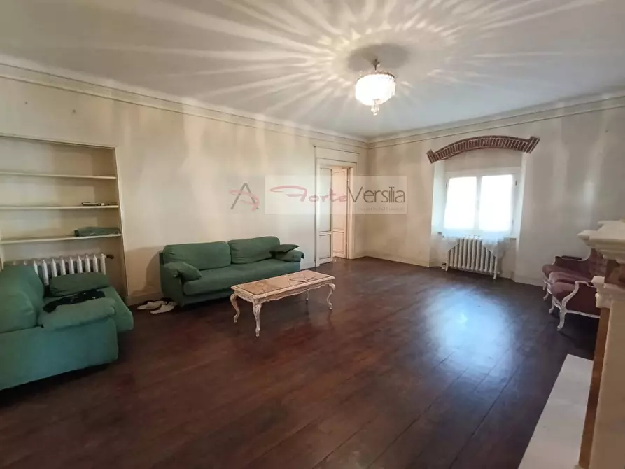 Immagine 6 di Appartamento in vendita  a Pietrasanta