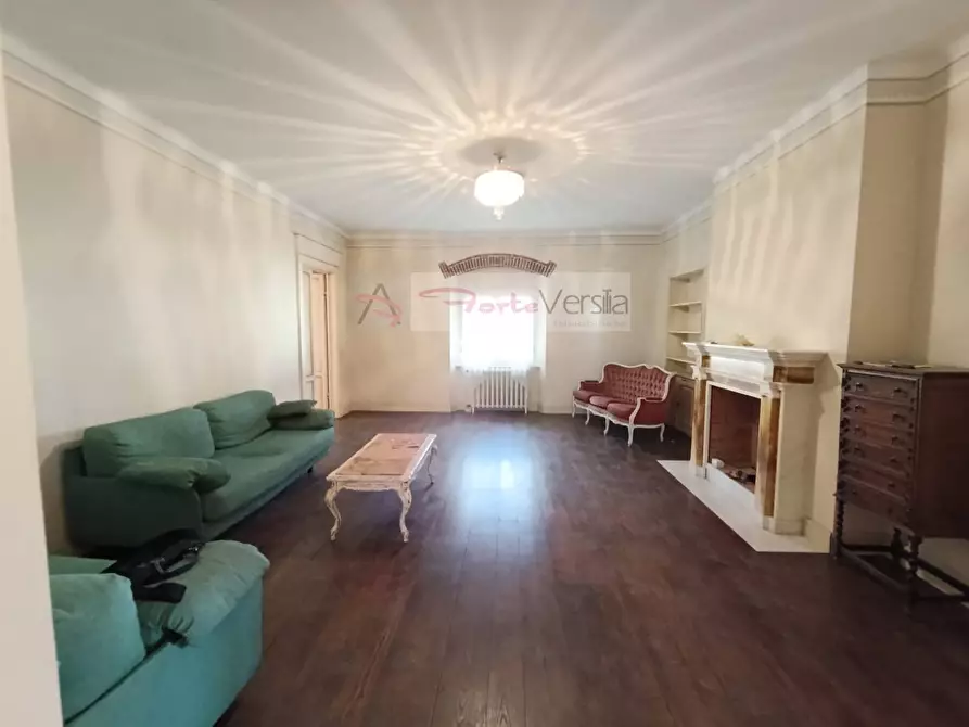 Immagine 5 di Appartamento in vendita  a Pietrasanta