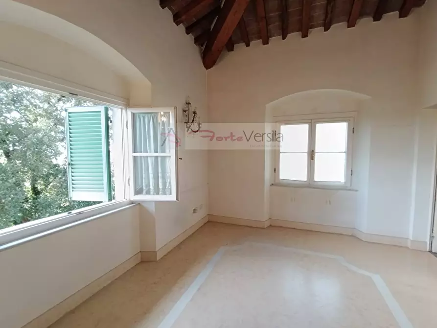 Immagine 15 di Appartamento in vendita  a Pietrasanta