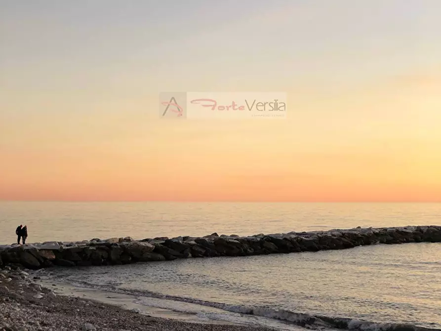 Immagine 8 di Appartamento in vendita  a Massa