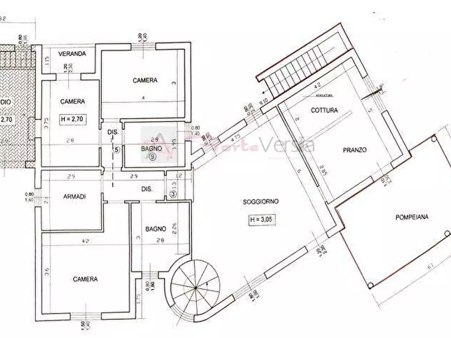 Immagine 117 di Villa in vendita  a Montignoso