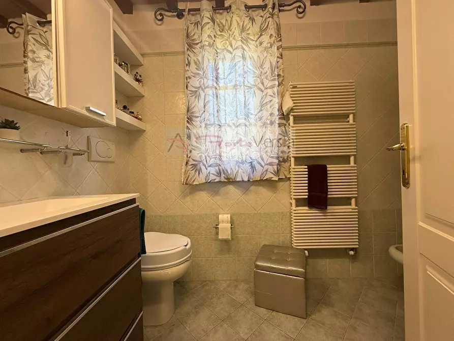 Immagine 20 di Casa semindipendente in vendita  a Seravezza