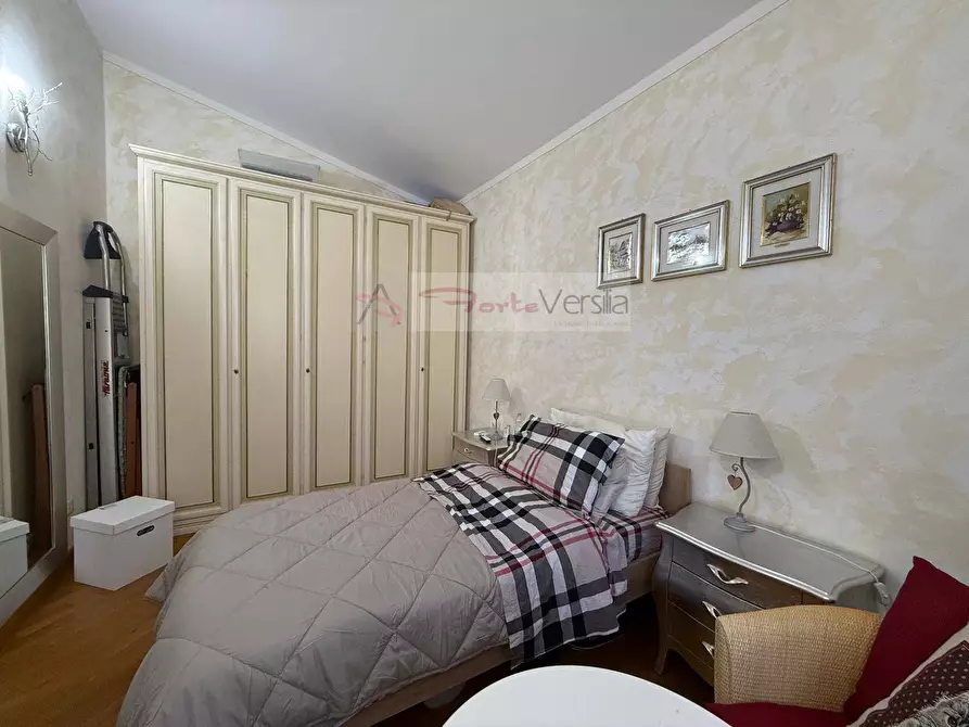 Immagine 18 di Casa semindipendente in vendita  a Seravezza