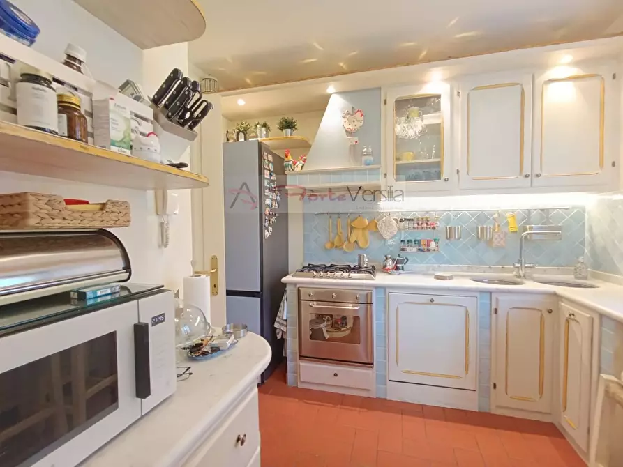 Immagine 7 di Casa semindipendente in vendita  a Seravezza