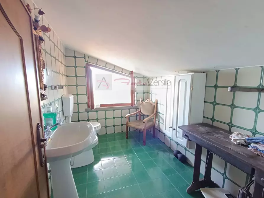 Immagine 29 di Villa in vendita  a Montignoso