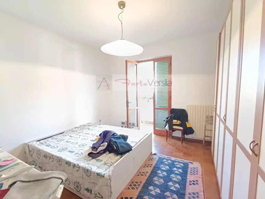 Immagine 17 di Villa in vendita  a Montignoso