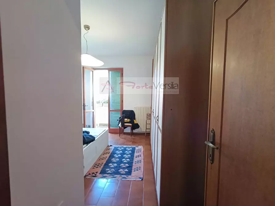 Immagine 16 di Villa in vendita  a Montignoso