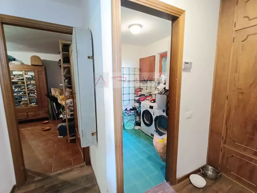 Immagine 14 di Villa in vendita  a Montignoso