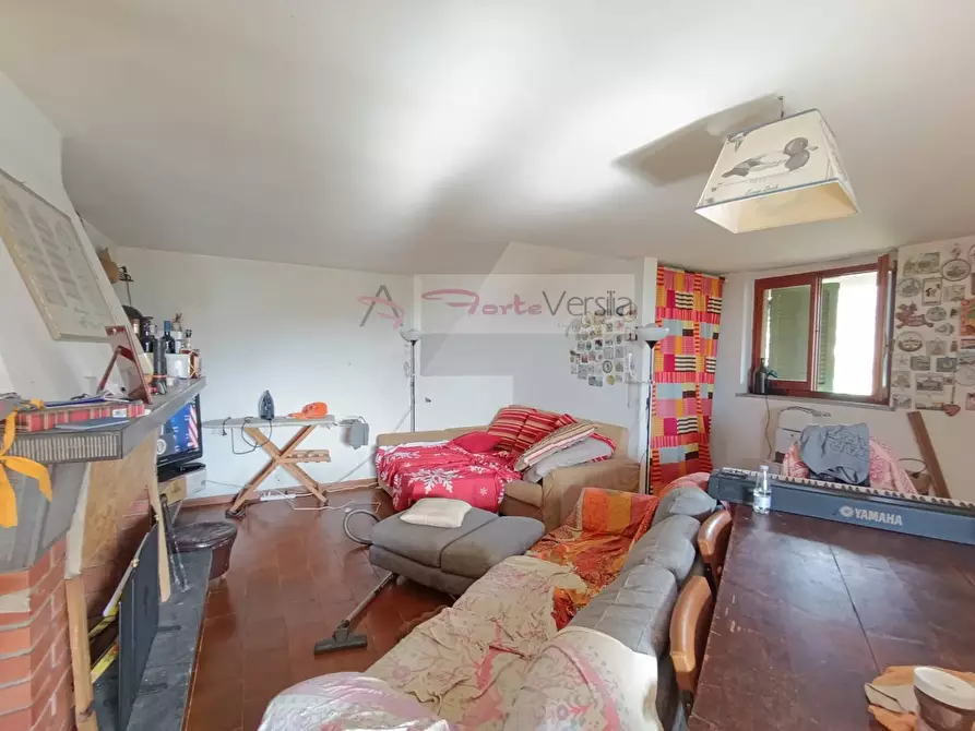 Immagine 10 di Villa in vendita  a Montignoso