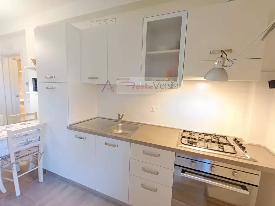 Immagine 2 di Appartamento in vendita  a Forte Dei Marmi