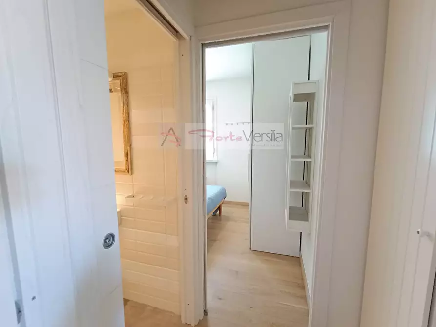 Immagine 10 di Appartamento in vendita  a Forte Dei Marmi