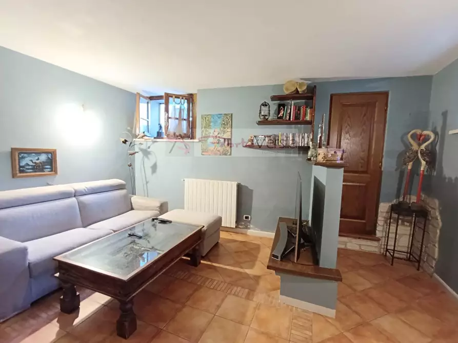 Immagine 11 di Casa semindipendente in vendita  a Seravezza