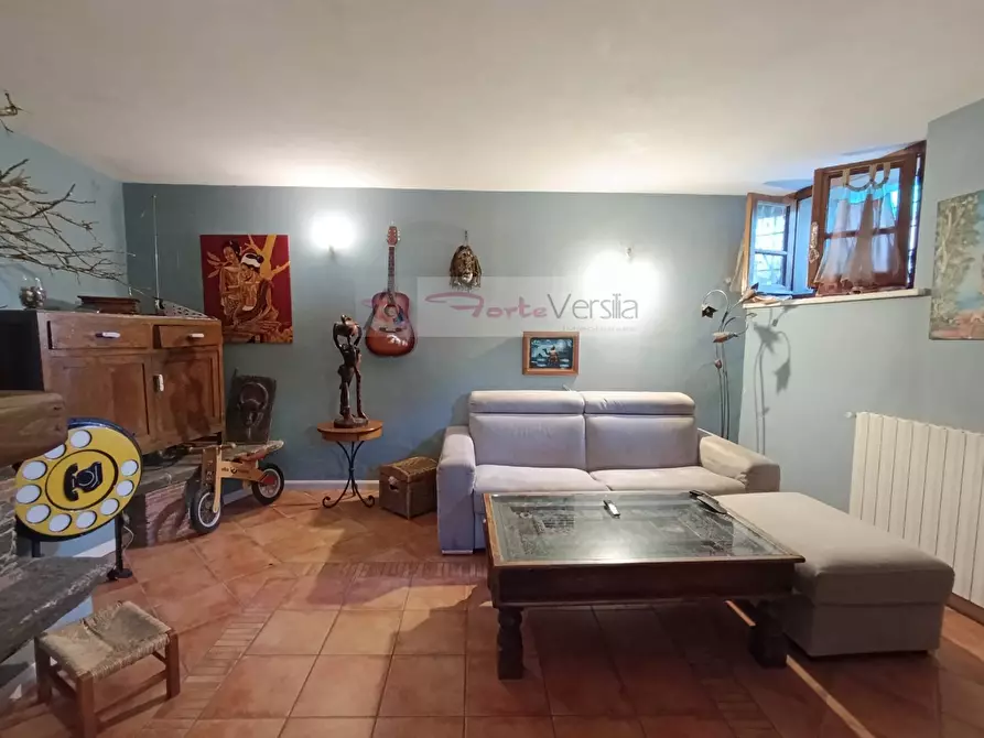 Immagine 14 di Casa semindipendente in vendita  a Seravezza