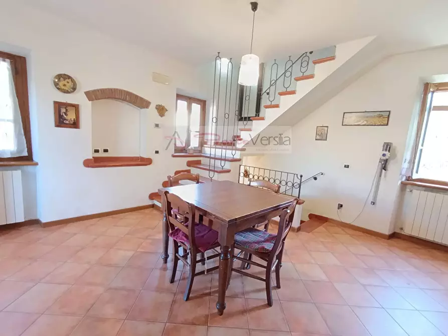 Immagine 7 di Casa semindipendente in vendita  a Seravezza