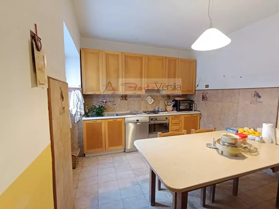 Immagine 3 di Villa in vendita  a Pietrasanta