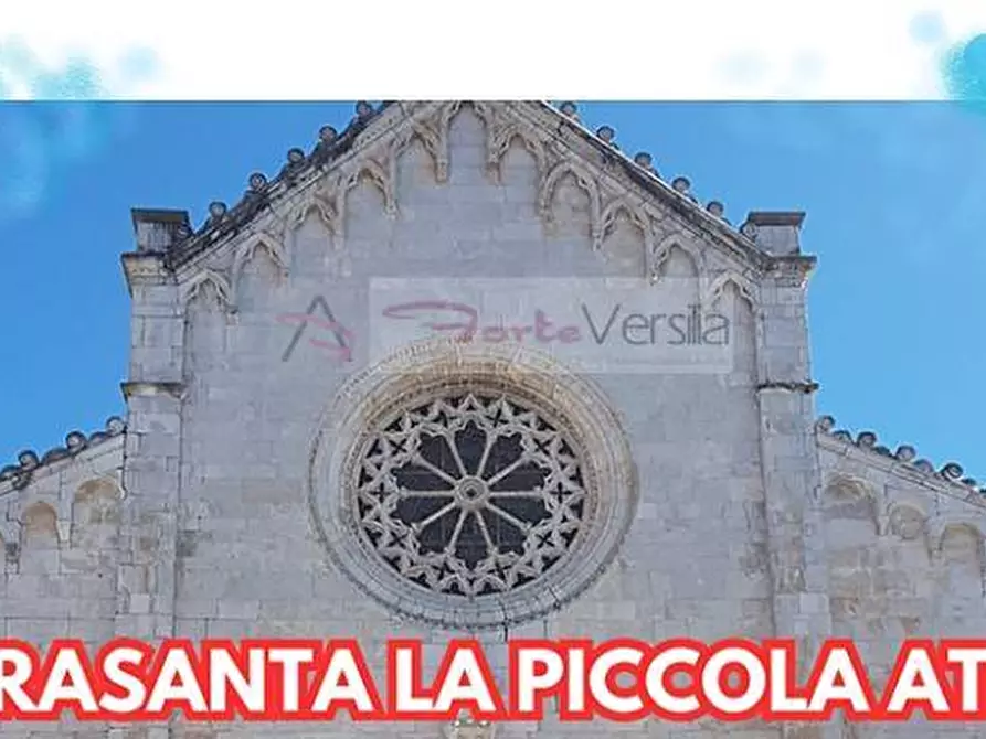 Immagine 10 di Capannone industriale in vendita  a Pietrasanta