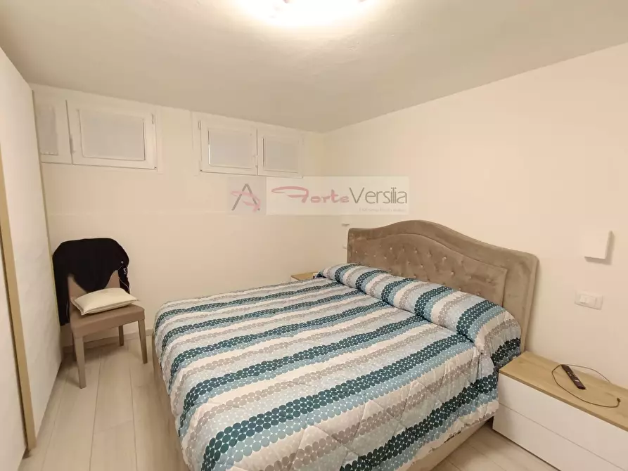 Immagine 31 di Villetta a schiera in vendita  a Forte Dei Marmi