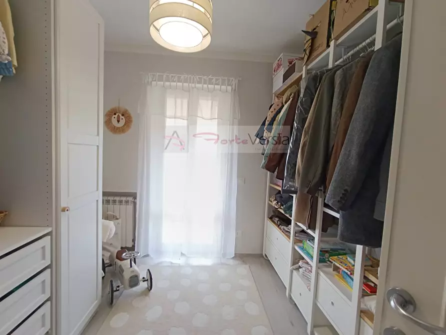 Immagine 16 di Villetta a schiera in vendita  a Forte Dei Marmi