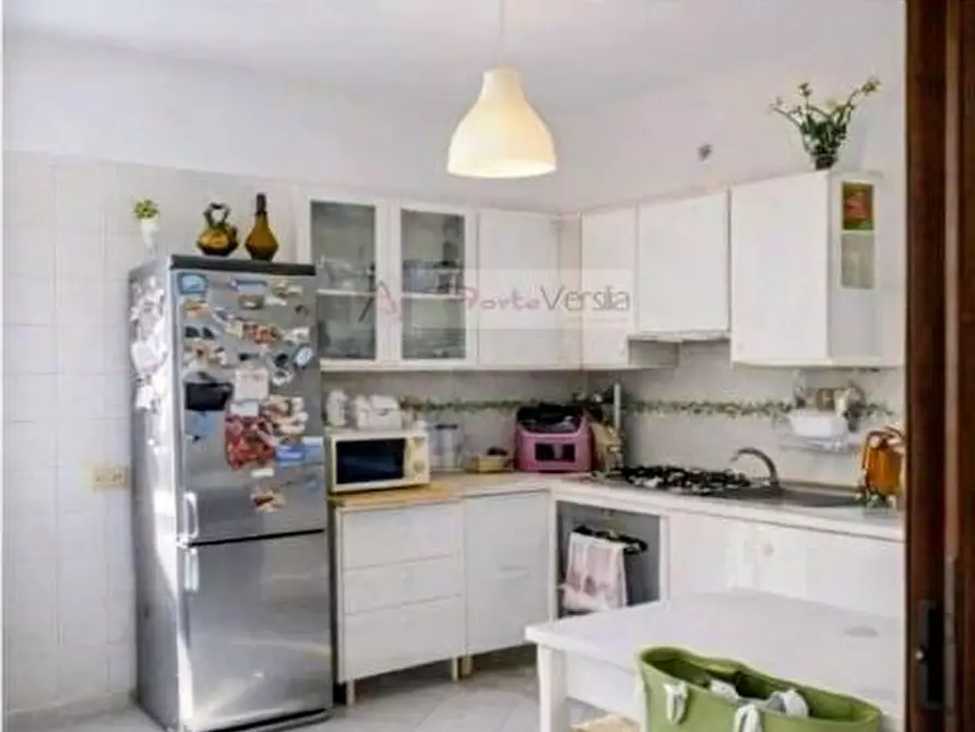 Immagine 3 di Villa in vendita  a Forte Dei Marmi